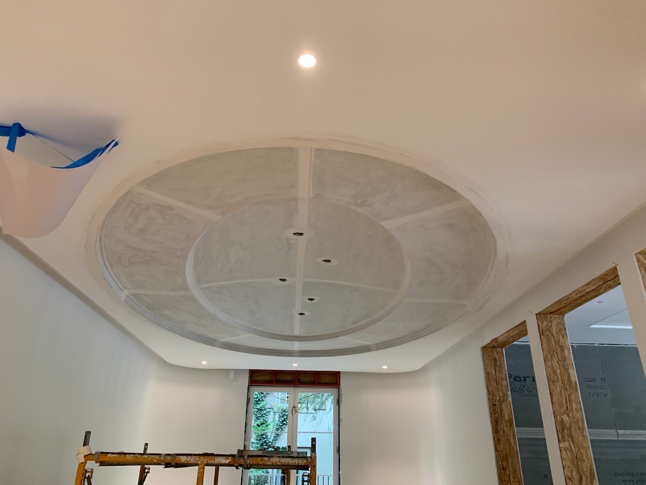 Round drywall dome ceiling with recessed lighting by J&R Drywall Toronto